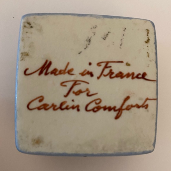 CARLIN COMFORTS “MADE in FRANCE ” PORCELAIN HINGED BOX - Picture 3 of 12